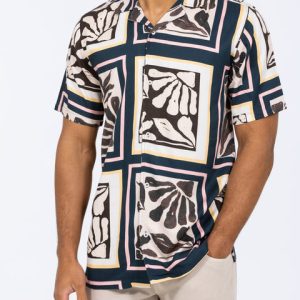 2t Musa Tall Short Sleeve Printed Revere Shirt (white pattern)