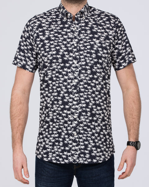 ss_shirt_sh411tt_navy_palm_front_c67be091-17da-47b3-83da-bce4c33df915_600x600.jpg